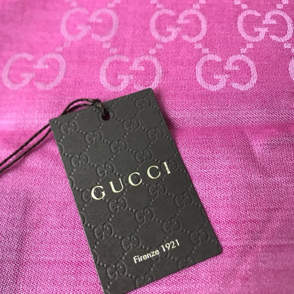 🎊5 ⭐️HP/RESTOCKED/JUST IN🎊Luxurious Gucci Scarf - Picture 2 of 6